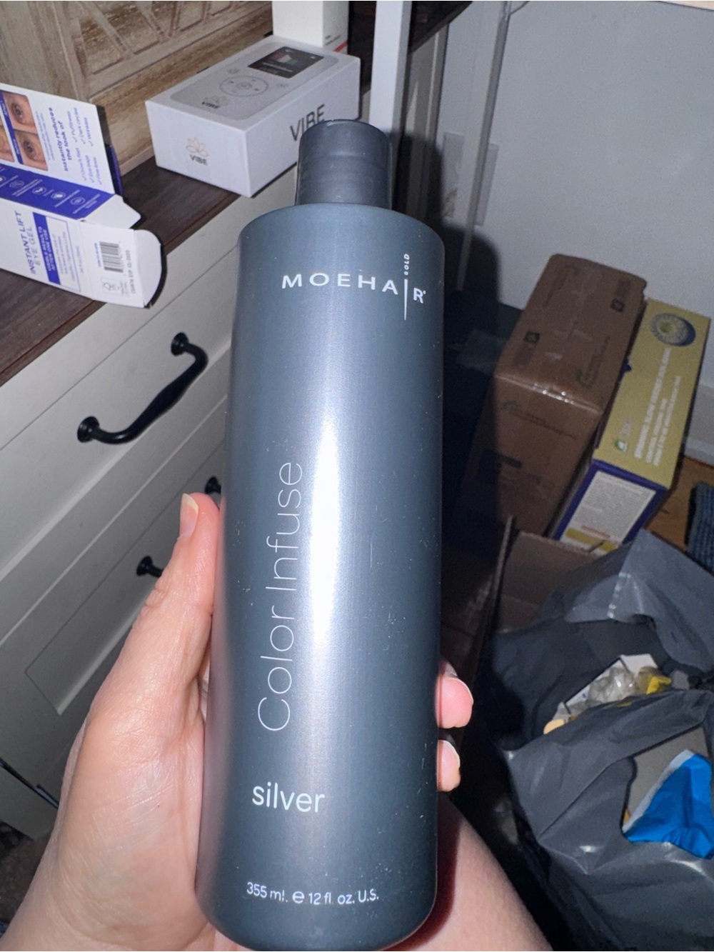 Moehair Color Infuse Silver Shampoo - Sleek Gray Bottle